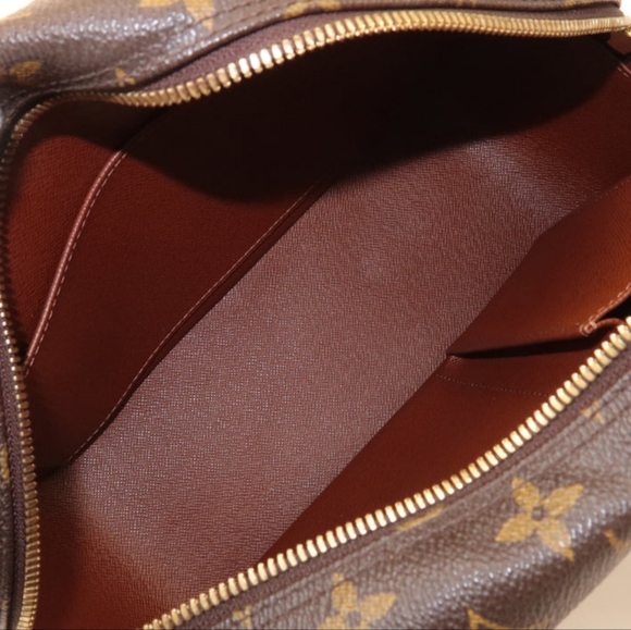 Louis Vuitton Monogram Cité MM - Picture 8 of 8